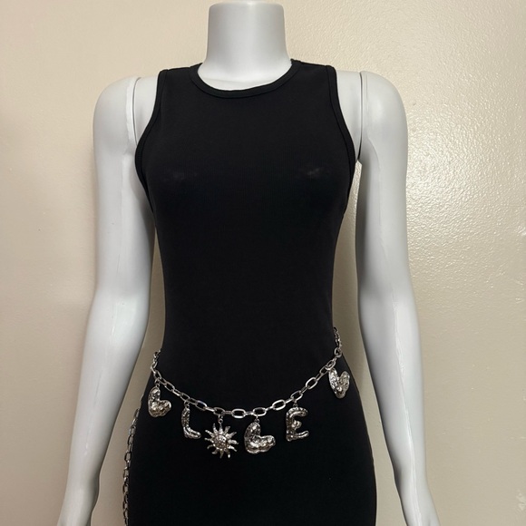 Silver tone metallic charms chain belt - Picture 3 of 9